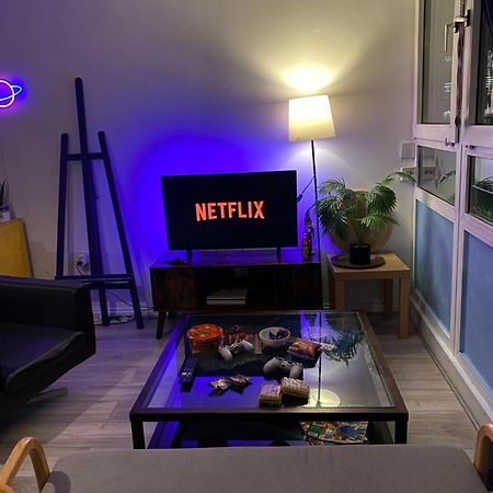 Canary Wharf Serviced Apartement London Bagian luar foto